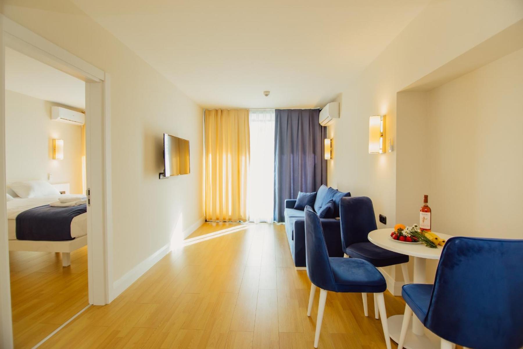 Orbi City Twin Towers Apartment Batumi Exterior foto