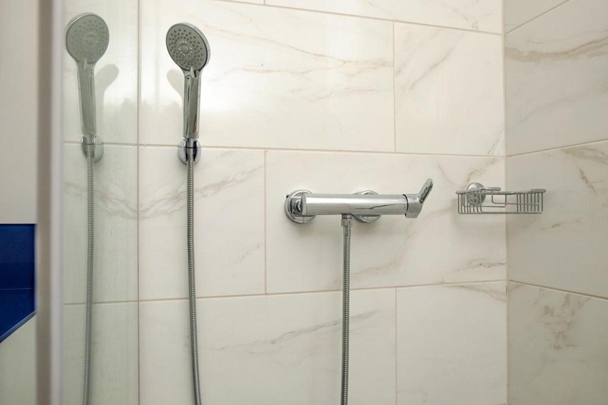 Orbi City Twin Towers Apartment Batumi Exterior foto